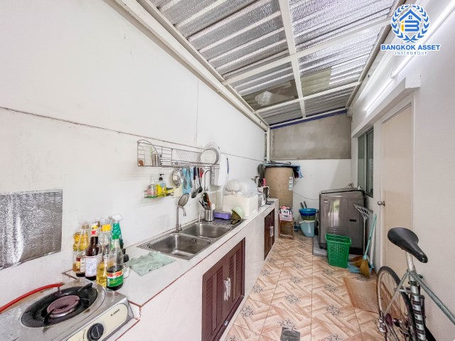 *****ทาวน์เฮ้าส์มือสองย่านปทุมธานี ม.บ้านพฤกษา แจ้งวัฒนะ-ราชพฤกษ์ #หลังมุม เนื้อที่กว้างขวางมากถึง 36.1 ตร.ว. ฟังก์ชัน 3 ห้องนอน 2 ห้องน้ำ 1 ที่จอดรถ แถมฟรี! 1 เครื่องปรับอากาศ, 1 เครื่องทำน้ำอุ่น บนทำเลดี เชื่อมต่อถ.ราชพฤกษ์, ถ.แจ้งวัฒนะ และทางด่วน ราคาคุ้มสุดในย่าน!